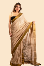 Load image into Gallery viewer, Kalamkari Saree with blouse- Outline Design
